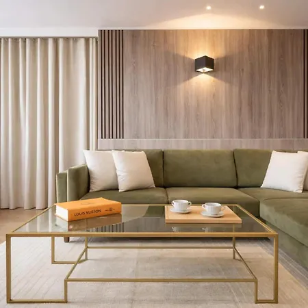 Montparnasse - Premium With Lift And Balcony For 6